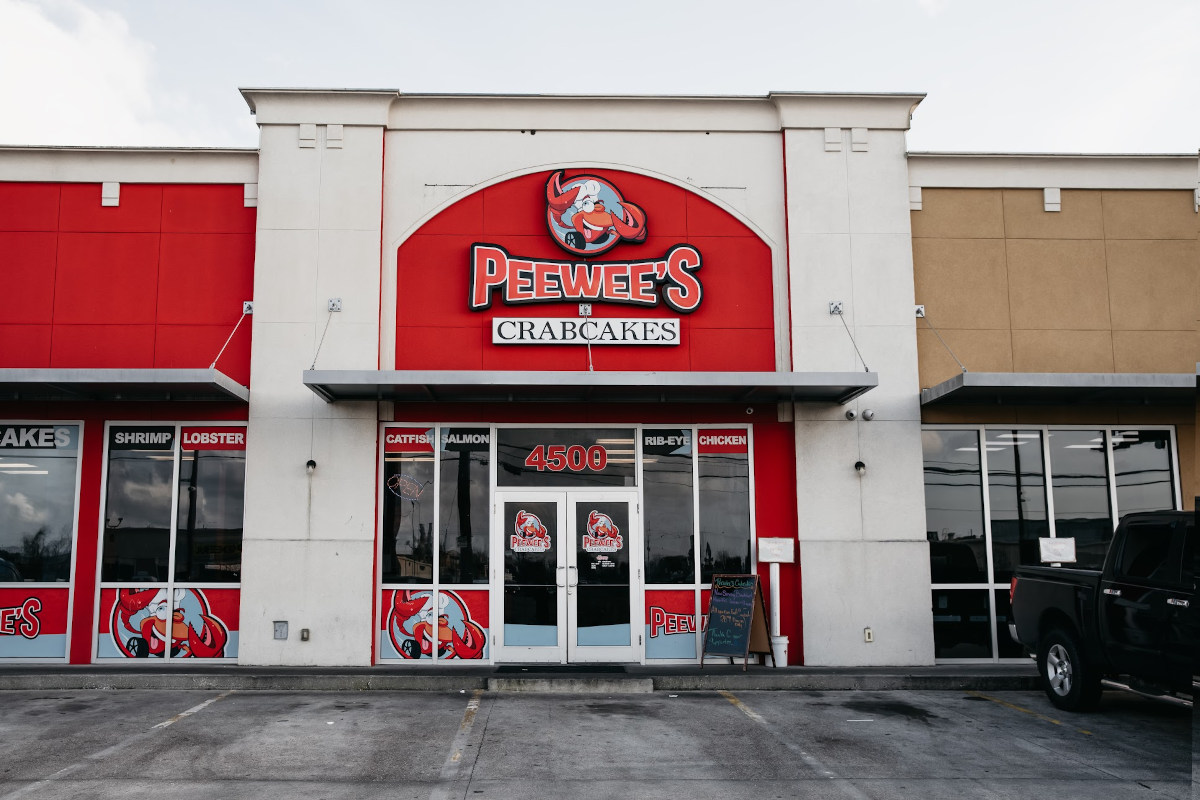Restaurant exterior, entrance